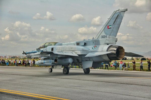 Transform Your Daily Wardrobe: Innovative Tips for Infusing Romantic Lace into Your Outfits